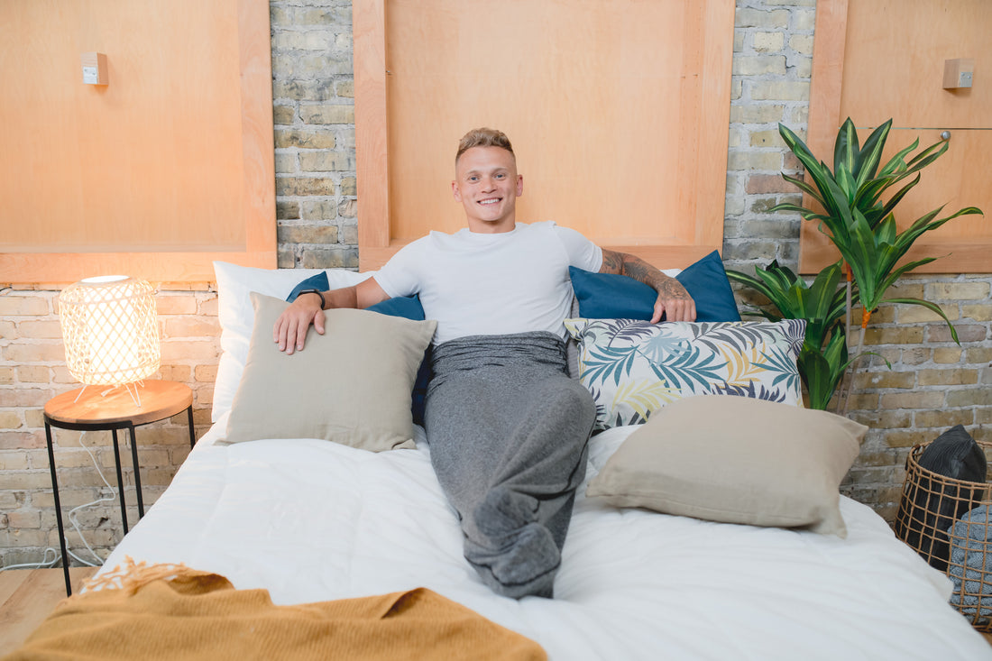 Fear of Sleeping Alone: How To Get More Rest More Solo