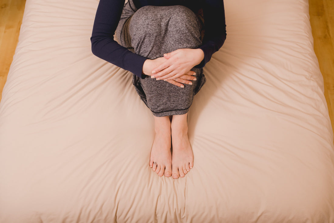 Why Sleeping with a Pillow Between Your Legs Helps Your Health – San  Bernardino American News