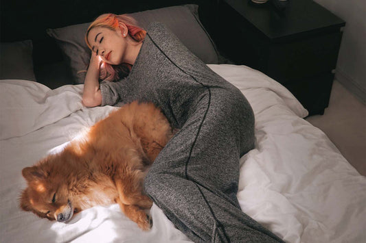 Are Weighted Blankets Hot? A Guide for Warmer Sleepers