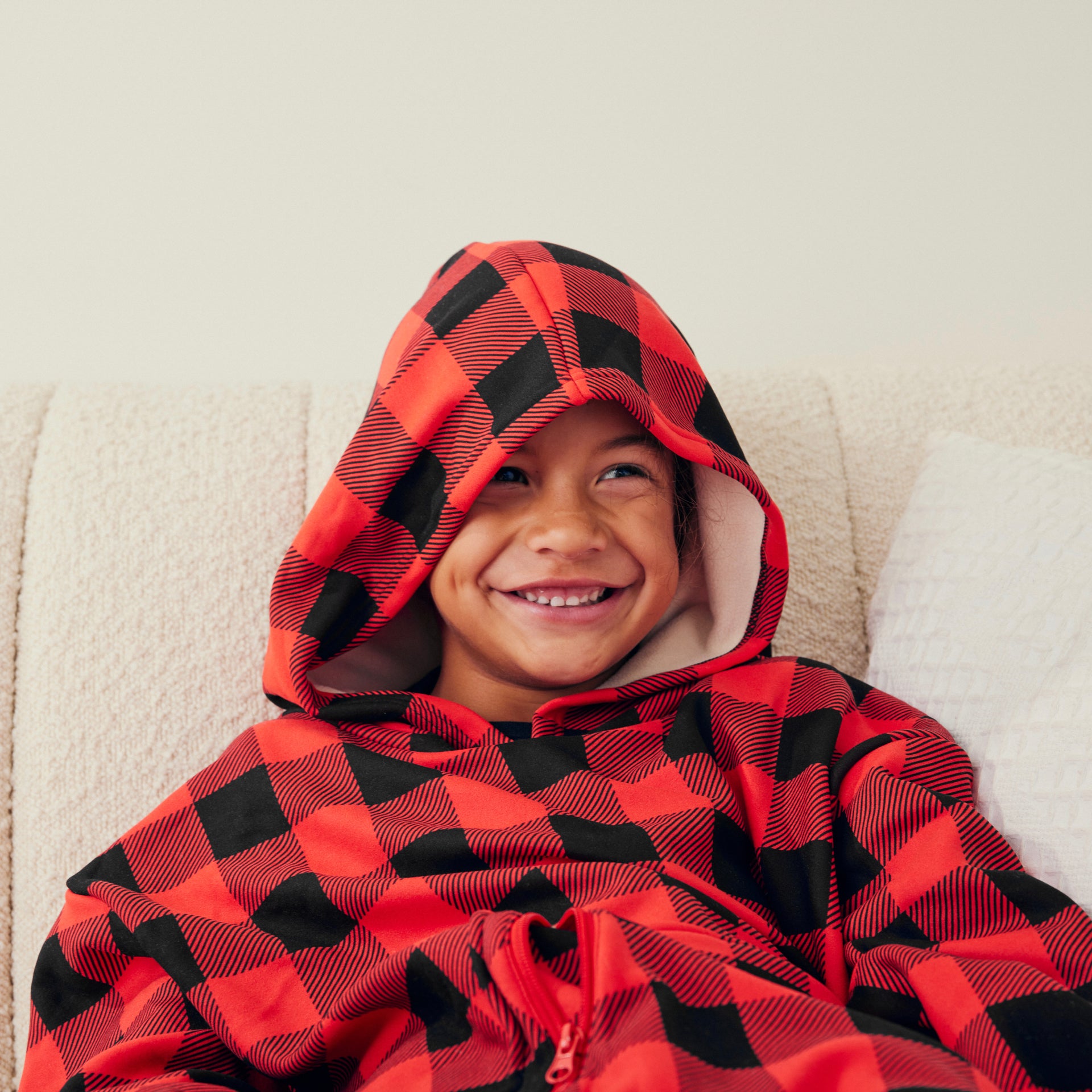 Boy wearing Kids hug hoodie